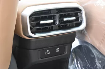 JETOUR T2 4WD 2.0L 2025 MODEL YEAR BLACK COLOR EXTERIOR