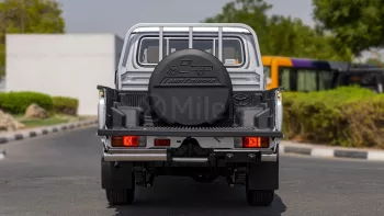 TOYOTA LAND CRUISER LC 79 DC 2.8L 2025 MODEL YEAR SILVER COLOR