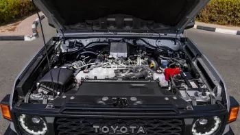 TOYOTA LAND CRUISER LC 79 DC 2.8L 2025 MODEL YEAR SILVER COLOR