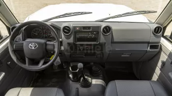 TOYOTA LAND CRUISER LC 79 DC 4.2L 2025 MODEL YEAR WHITE COLOR EXTERIOR