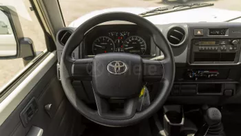 TOYOTA LAND CRUISER LC 79 DC 4.2L 2025 MODEL YEAR WHITE COLOR EXTERIOR
