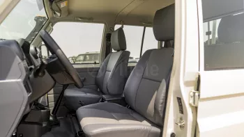 TOYOTA LAND CRUISER LC 79 DC 4.2L 2025 MODEL YEAR WHITE COLOR EXTERIOR