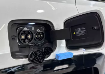 YangWang U8 2.0L Petrol V4 2025 Model Year White Color Exterior 