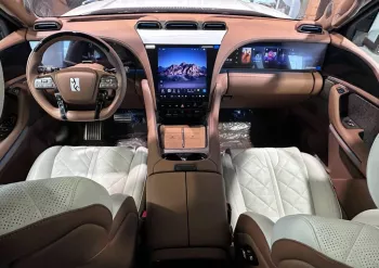 YangWang U8 2.0L Petrol V4 2025 Model Year White Color Exterior 