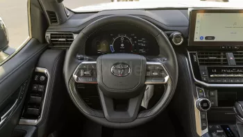 TOYOTA LAND CRUISER 300 VXR 3.5L HYBRID 2025 MODEL YEAR BLACK COLOR