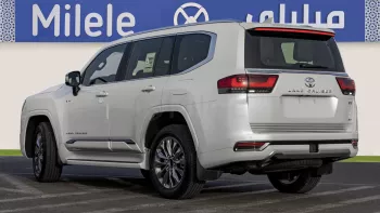  TOYOTA LAND CRUISER 300 VX 3.5L HYBRID MODEL YEAR 2025 WHITE COLOR