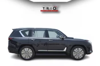 Lexus LX700h Signature 2025 Model Year 3.5L AT Hybrid Black Color Exterior