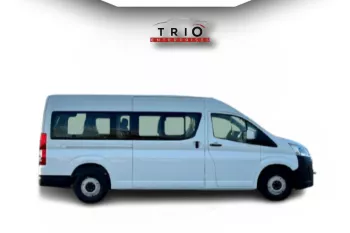 Toyota Hiace 2.8L Diesel 2026 Model Year Manual 13 seater Ready for export