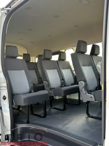 Toyota Hiace 2.8L Diesel 2026 Model Year Manual 13 seater Ready for export