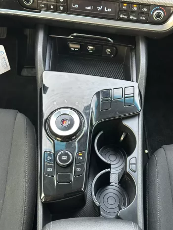 Kia Sportage 2.4L Petrol 2020 Model Year White Color Exterior