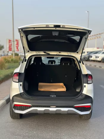 Kia Sportage 2.4L Petrol 2020 Model Year White Color Exterior