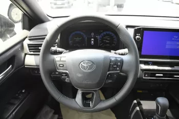 Toyota Camry GLE 2.5L Petrol 2025 Model Year Black Color Exterior