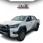 TOYOTA HILUX ADVENTURE 4.0L PETROL AT 2025 MODEL YEAR WHITE COLOR - Thumbnail 2