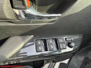 TOYOTA HILUX ADVENTURE 4.0L PETROL AT 2025 MODEL YEAR WHITE COLOR