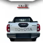 TOYOTA HILUX ADVENTURE 4.0L PETROL AT 2025 MODEL YEAR WHITE COLOR - Thumbnail 19