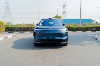 Aito M8 1.5T turbo Charged 2025 Model Year Blue Color Exterior Blue