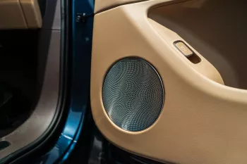 Aito M8 1.5T turbo Charged 2025 Model Year Blue Color Exterior Blue