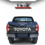 TOYOTA HILUX ADVENTURE 4.0L PETROL 2025 MODEL YEAR BLACK COLOR ( OMAN SPEC ) - Thumbnail 18