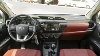 TOYOTA HILUX DC GUN 125 2.4 2025 MODEL YEAR WHITE COLOR EXTERIOR
