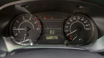 TOYOTA HILUX DC GUN 125 2.4 2025 MODEL YEAR WHITE COLOR EXTERIOR