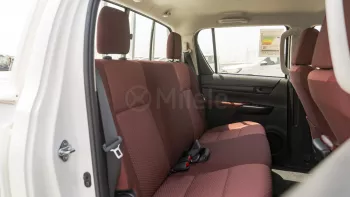 TOYOTA HILUX DC GUN 125 2.4 2025 MODEL YEAR WHITE COLOR EXTERIOR