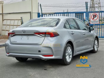 Toyota Corolla 1.8 2023 - Sunroof - For Export