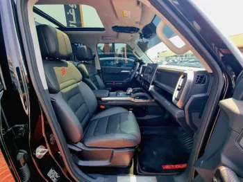 Jetour T2 2.0L Petrol 2024 Model Year Black Color Exterior 