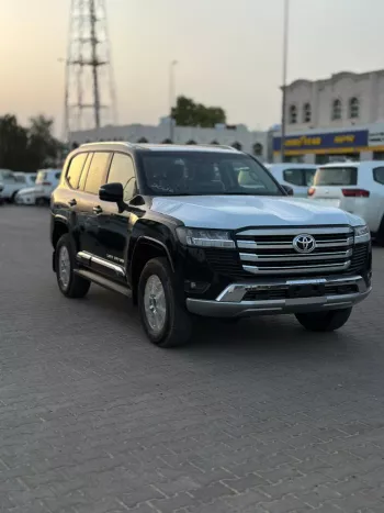 Toyota Land Cruiser GX.R 3.5L Twin Turbo 2025 Model Year Black Color Exterior 