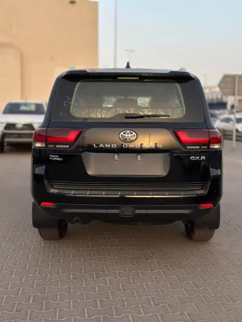 Toyota Land Cruiser GX.R 3.5L Twin Turbo 2025 Model Year Black Color Exterior 