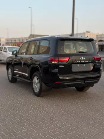 Toyota Land Cruiser GX.R 3.5L Twin Turbo 2025 Model Year Black Color Exterior 
