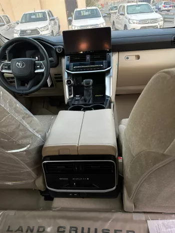 Toyota Land Cruiser GX.R 3.5L Twin Turbo 2025 Model Year Black Color Exterior 
