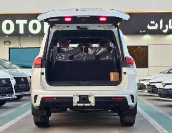 Toyota Land Cruiser VXR 3.5L Petrol 2025 Model Year White Color Exterior 