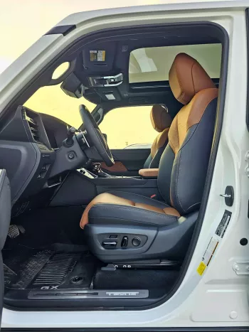 Lexus GX550 3.5L Petrol 2025 Model Year White Color Exterior 