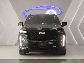 Cadillac Escalade Sport Platinum 6.2L V8 2023 Model Year Black Color