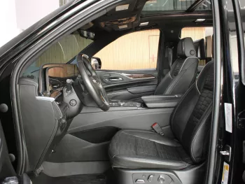 Cadillac Escalade Sport Platinum 6.2L V8 2023 Model Year Black Color