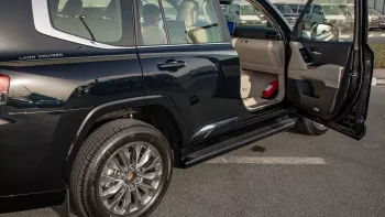 New Toyota Land Cruiser VX 4.0 2025 Model year Black Color Exterior