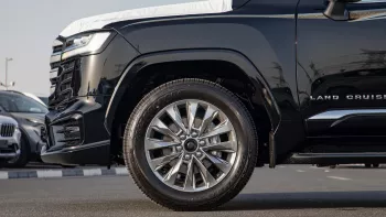 New Toyota Land Cruiser VX 4.0 2025 Model year Black Color Exterior