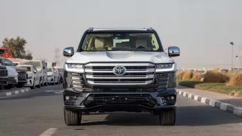 New Toyota Land Cruiser VX 4.0 2025 Model year Black Color Exterior