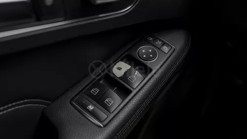MERCEDES-BENZ E CLASS 350 3.5L 2016 MODEL YEAR WHITE COLOR