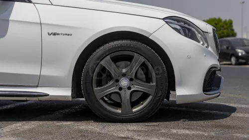 MERCEDES-BENZ E CLASS 350 3.5L 2016 MODEL YEAR WHITE COLOR