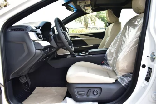 TOYOTA CAMRY HYBRID LE-G 2025 MODEL YEAR 2.5L 5-SEATER ECVT-EURO 4