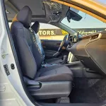 Toyota Corolla Cross Elite 2.0L Hybrid 2025 Model Year White Color Exterior - Thumbnail 10