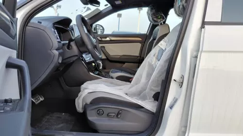 Volkswagen T-ROC 300TSI 1.5L Petrol 2025 Model Year white Color Exterior 