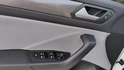Volkswagen T-ROC 300TSI 1.5L Petrol 2025 Model Year white Color Exterior 
