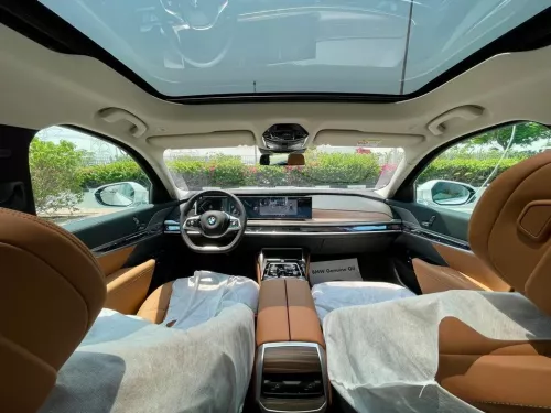 BMW 735i Under Warranty 2026 Model Year White Color Exterior 