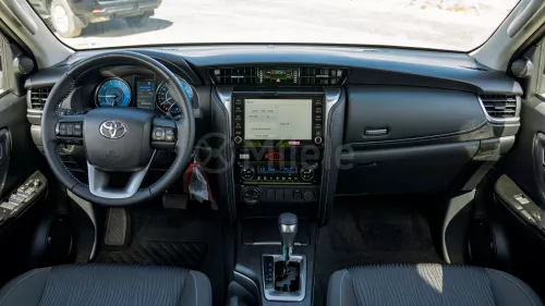  TOYOTA FORTUNER 2.4L MODEL YEAR 2026 BLACK COLOR