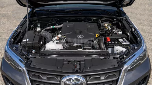  TOYOTA FORTUNER 2.4L MODEL YEAR 2026 BLACK COLOR