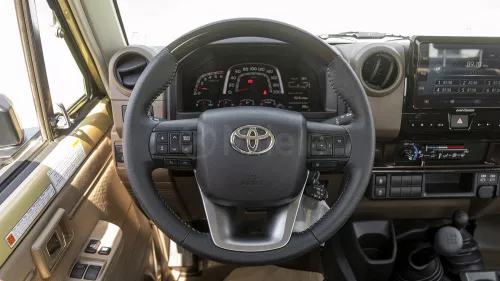 TOYOTA LAND CRUISER LC79 SC 2.8L 2025 MODEL YEAR BEIGE COLOR EXTERIOR