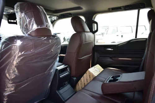 TOYOTA PRADO 2025 MODEL YEAR LUXURY 2.4L PETROL EURO 4 WHITE COLOR EXTERIOR