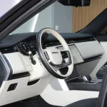 Land Rover Range Rover Vogue 2024 Model Year V8 Petrol Black Color Exterior - Thumbnail 7